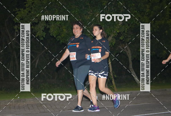 Buy your photos of the eventHalloween Run on Fotop