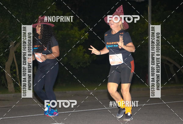 Buy your photos of the eventHalloween Run on Fotop