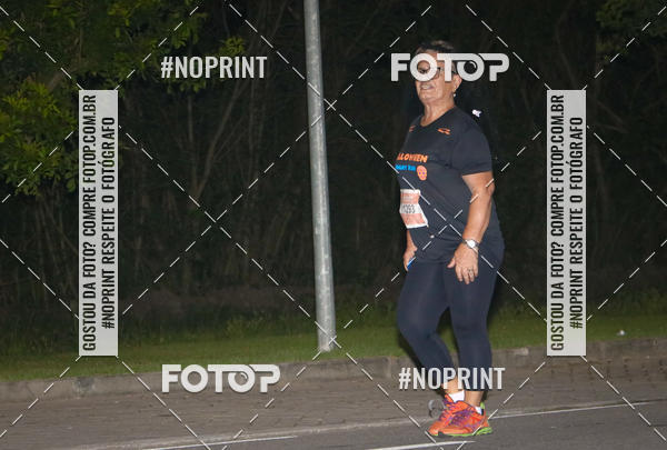 Buy your photos of the eventHalloween Run on Fotop