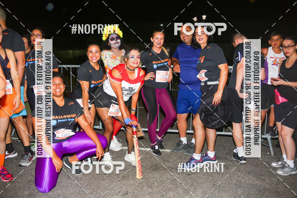 Buy your photos of the eventHalloween Run on Fotop