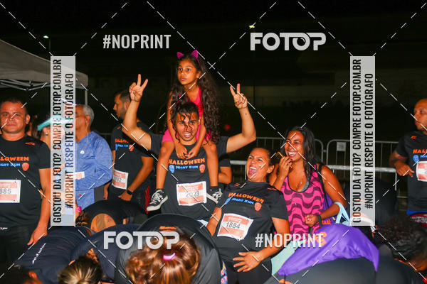 Buy your photos of the eventHalloween Run on Fotop
