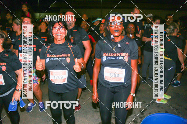 Buy your photos of the eventHalloween Run on Fotop