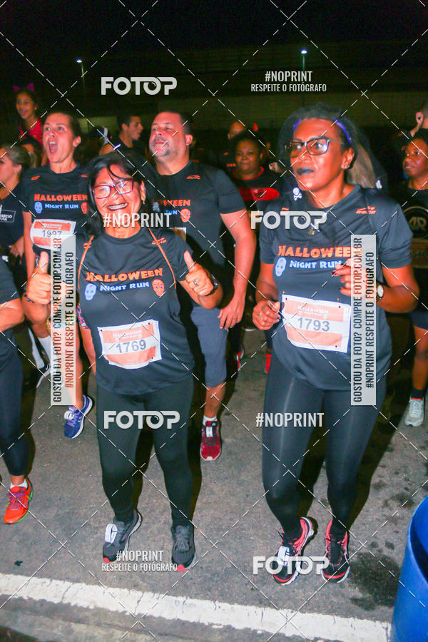 Buy your photos of the eventHalloween Run on Fotop