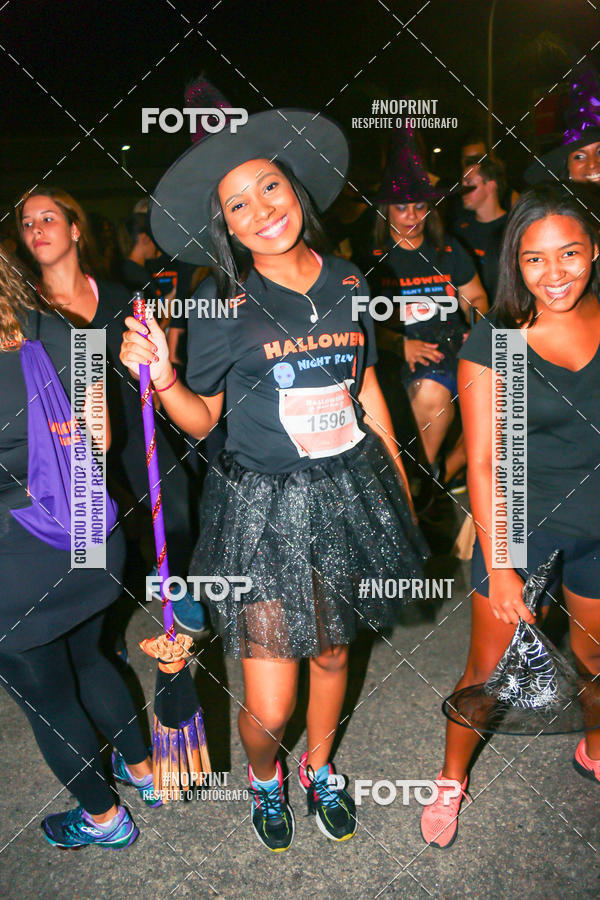 Buy your photos of the eventHalloween Run on Fotop