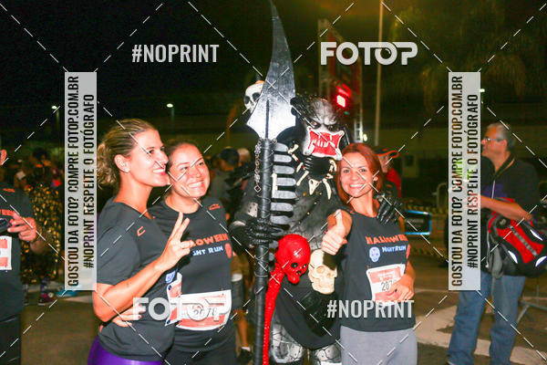 Buy your photos of the eventHalloween Run on Fotop
