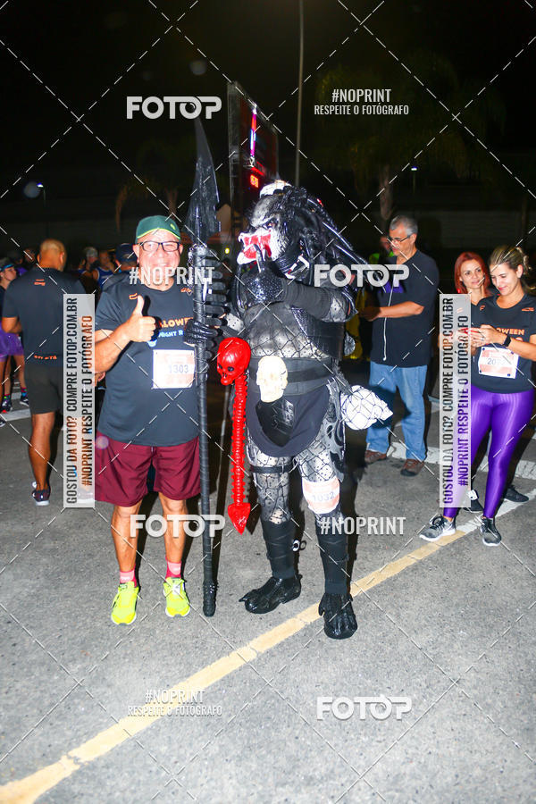 Buy your photos of the eventHalloween Run on Fotop