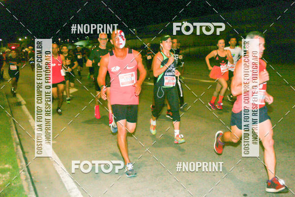 Buy your photos of the eventHalloween Run on Fotop