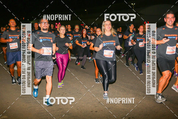 Buy your photos of the eventHalloween Run on Fotop