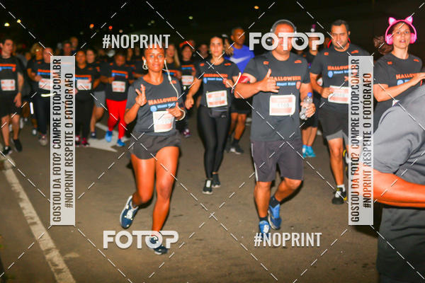 Buy your photos of the eventHalloween Run on Fotop