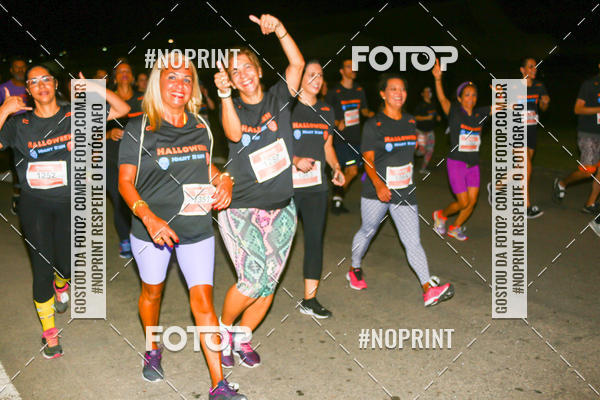 Buy your photos of the eventHalloween Run on Fotop