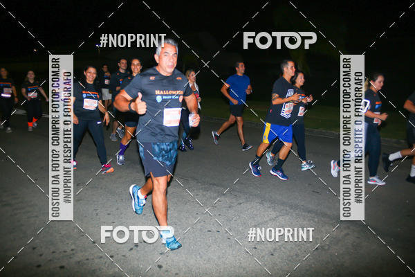 Buy your photos of the eventHalloween Run on Fotop