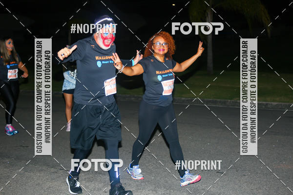 Buy your photos of the eventHalloween Run on Fotop