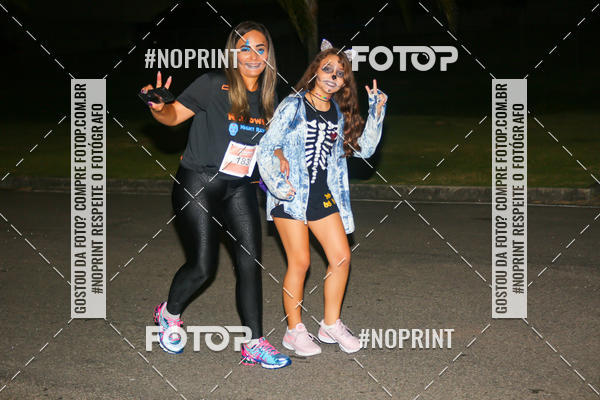 Buy your photos of the eventHalloween Run on Fotop