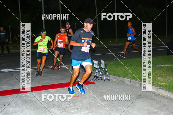 Buy your photos of the eventHalloween Run on Fotop