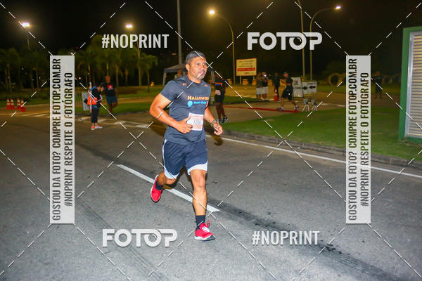 Buy your photos of the eventHalloween Run on Fotop