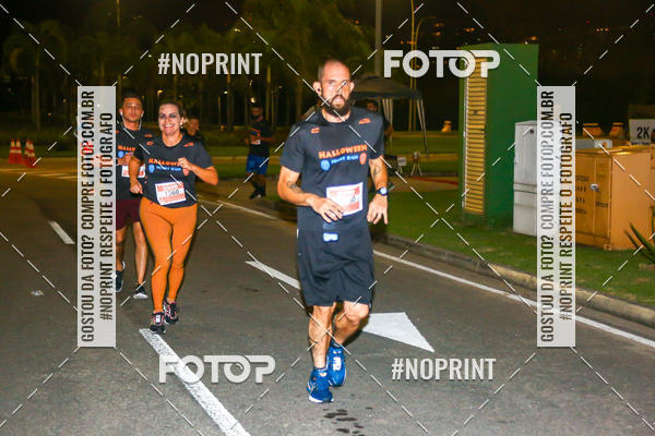 Buy your photos of the eventHalloween Run on Fotop
