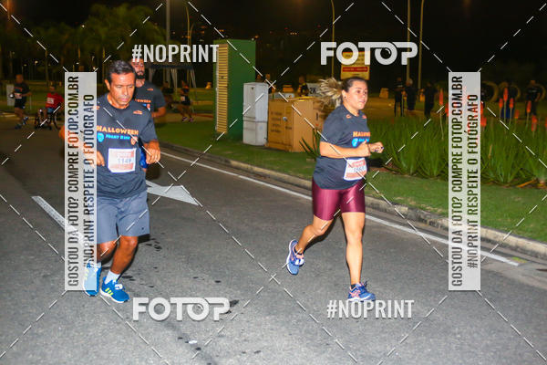 Buy your photos of the eventHalloween Run on Fotop