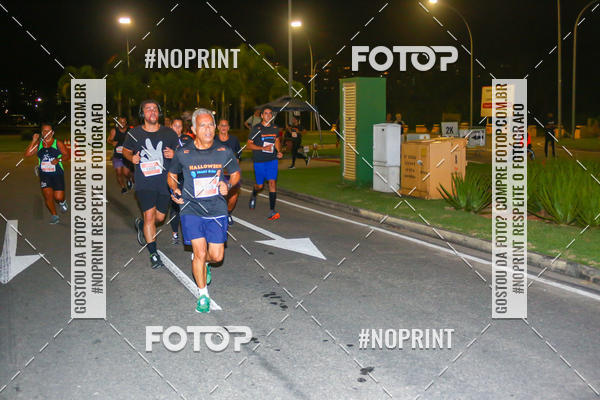 Buy your photos of the eventHalloween Run on Fotop