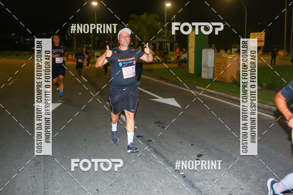 Buy your photos of the eventHalloween Run on Fotop