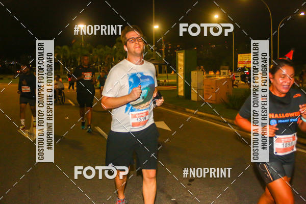 Buy your photos of the eventHalloween Run on Fotop