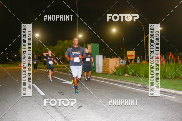 Buy your photos of the eventHalloween Run on Fotop