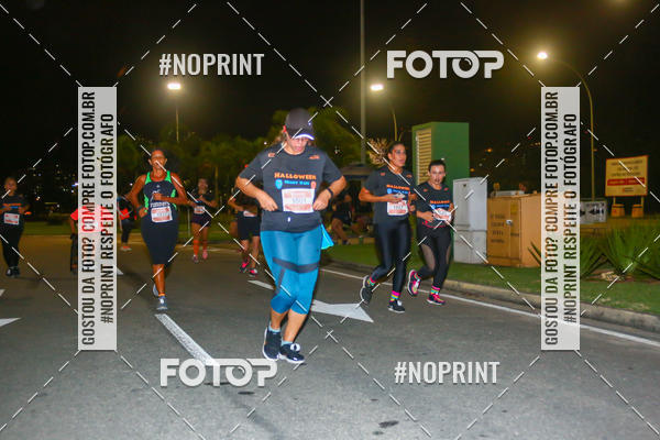 Buy your photos of the eventHalloween Run on Fotop
