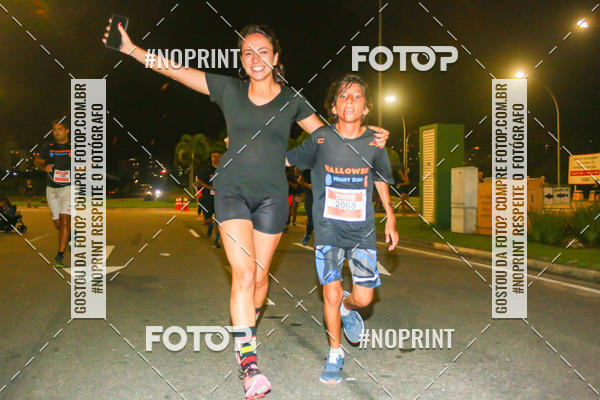 Buy your photos of the eventHalloween Run on Fotop