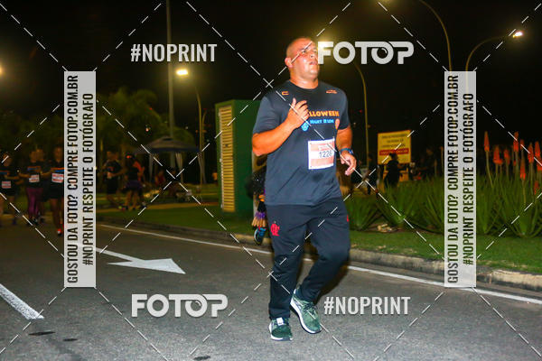 Buy your photos of the eventHalloween Run on Fotop