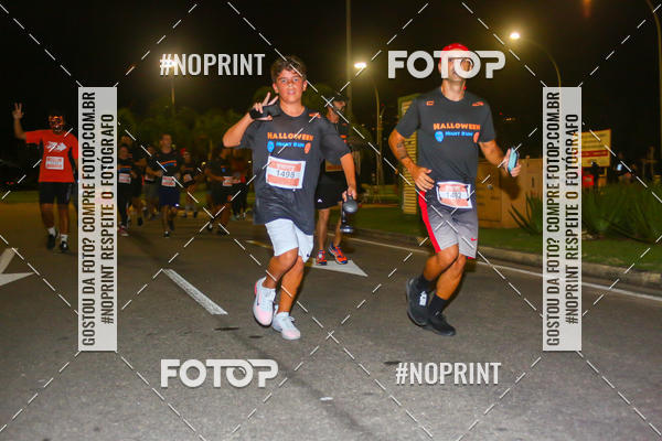 Buy your photos of the eventHalloween Run on Fotop