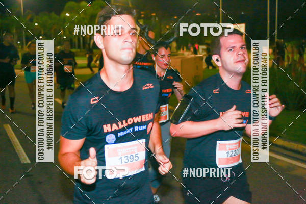 Buy your photos of the eventHalloween Run on Fotop