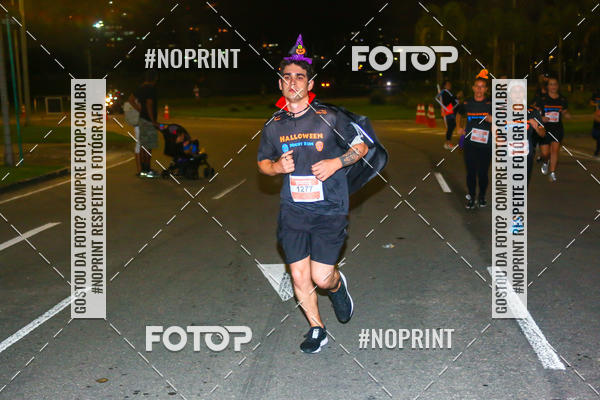 Buy your photos of the eventHalloween Run on Fotop