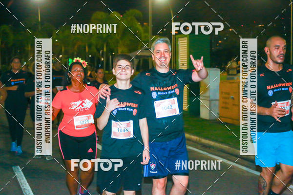 Buy your photos of the eventHalloween Run on Fotop