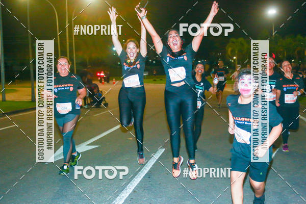Buy your photos of the eventHalloween Run on Fotop