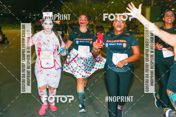 Buy your photos of the eventHalloween Run on Fotop