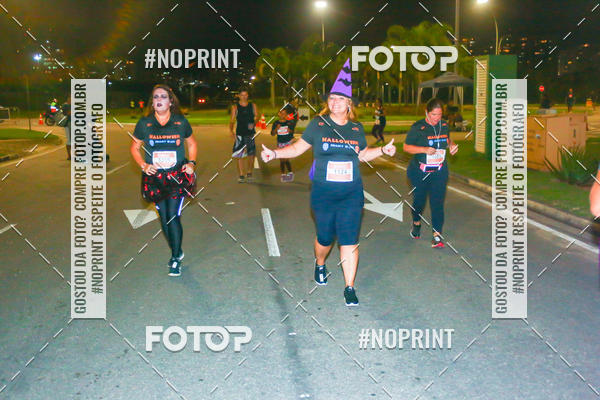 Buy your photos of the eventHalloween Run on Fotop