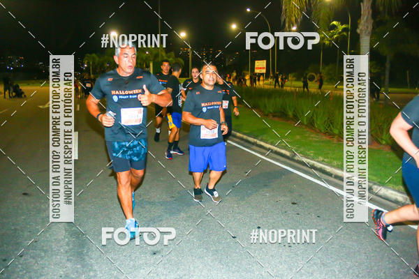 Buy your photos of the eventHalloween Run on Fotop