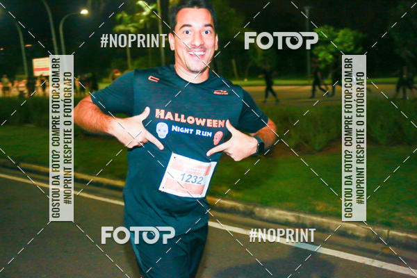 Buy your photos of the eventHalloween Run on Fotop