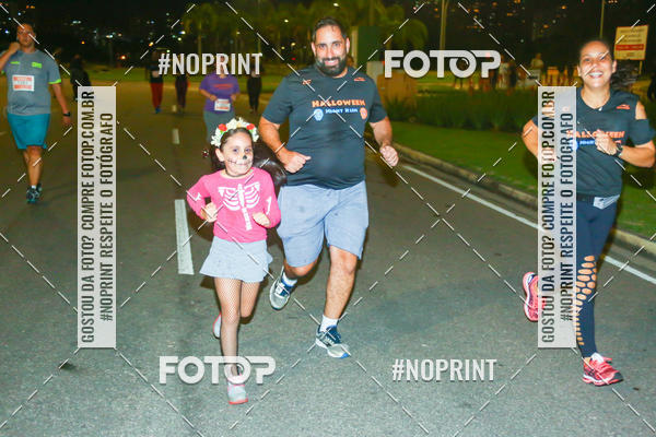 Buy your photos of the eventHalloween Run on Fotop