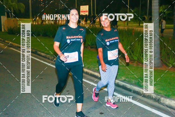 Buy your photos of the eventHalloween Run on Fotop