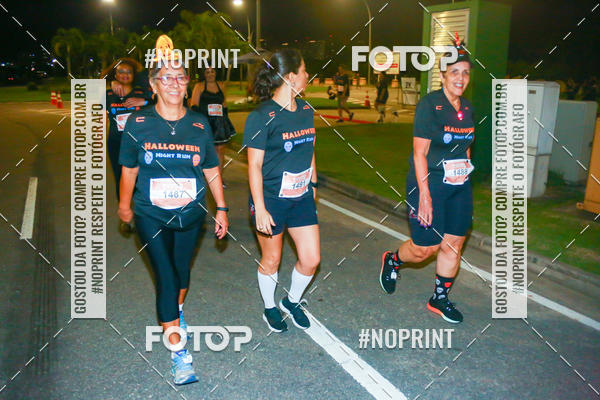 Buy your photos of the eventHalloween Run on Fotop