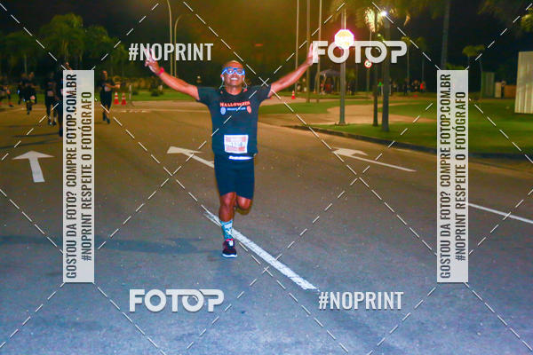 Buy your photos of the eventHalloween Run on Fotop
