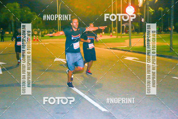 Buy your photos of the eventHalloween Run on Fotop