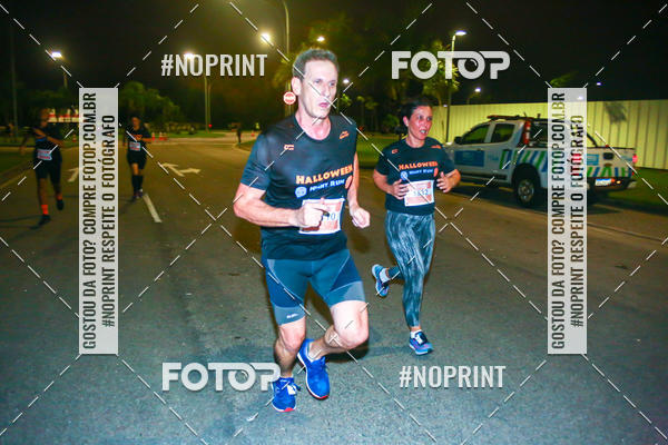 Buy your photos of the eventHalloween Run on Fotop