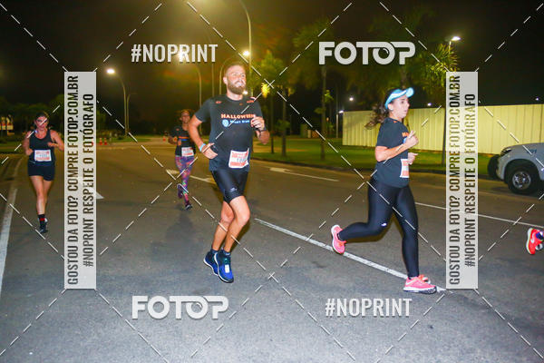 Buy your photos of the eventHalloween Run on Fotop