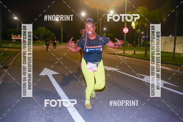 Buy your photos of the eventHalloween Run on Fotop