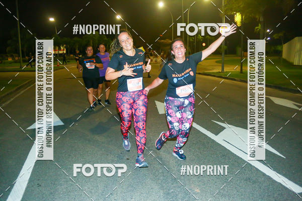Buy your photos of the eventHalloween Run on Fotop
