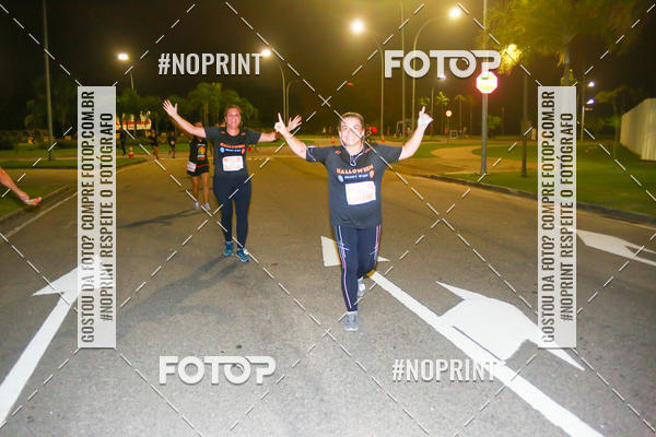 Buy your photos of the eventHalloween Run on Fotop