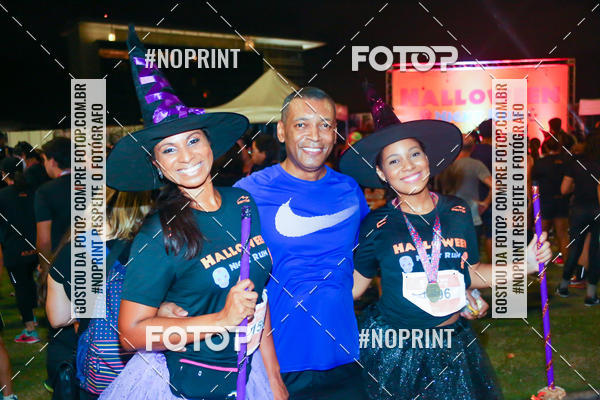 Buy your photos of the eventHalloween Run on Fotop