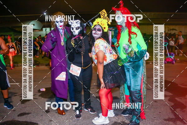 Buy your photos of the eventHalloween Run on Fotop