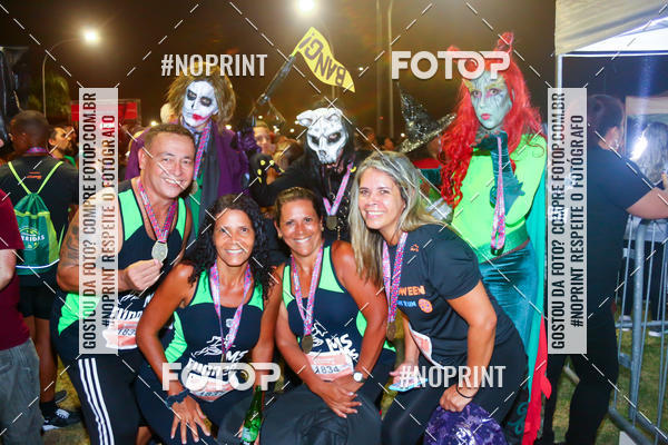 Buy your photos of the eventHalloween Run on Fotop